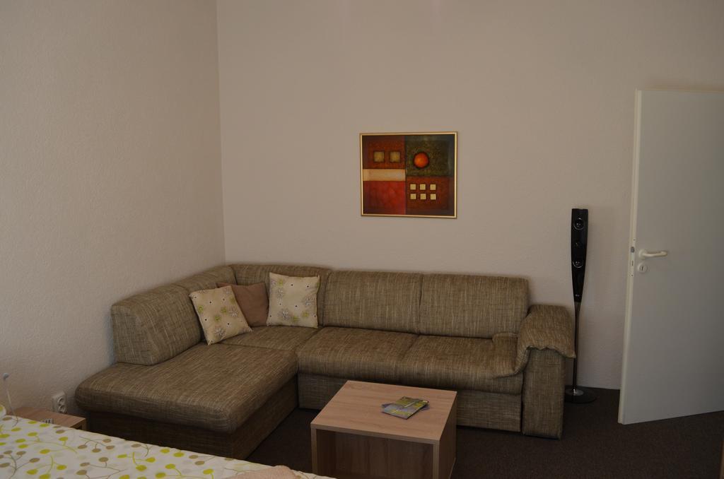 Apartment Downtown Όσιγιεκ Δωμάτιο φωτογραφία